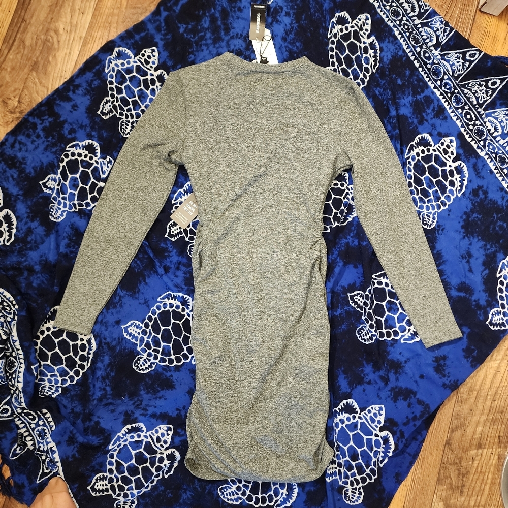 NWT GRAY RUCHED LONG SLEEVE ROUND NECK DRESS XS โ - Picture 8 of 10